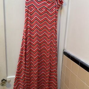 Large pink LuLaRoe Maxi Skirt